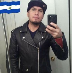 Meet your Posher, Manuel